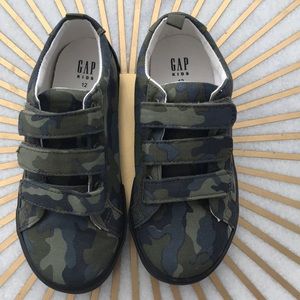 Camouflage Velcro sneakers, size 12, from the Gap